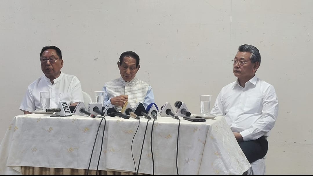 Jamir urges RSS chief to push for final Naga political settlement